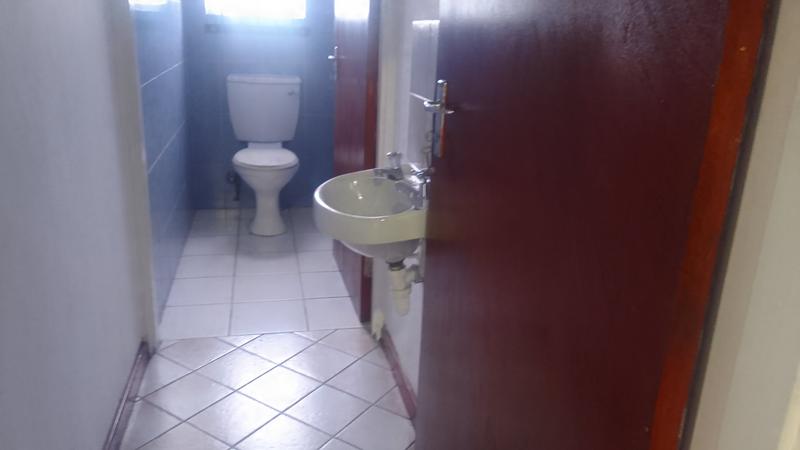 To Let commercial Property for Rent in Klipkop Western Cape